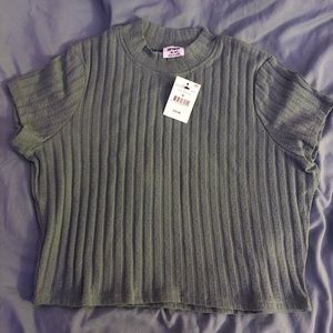 NWT ribbed mock neck top